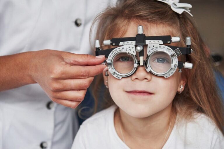 Diferença entre oftalmologista e oftalmopediatra